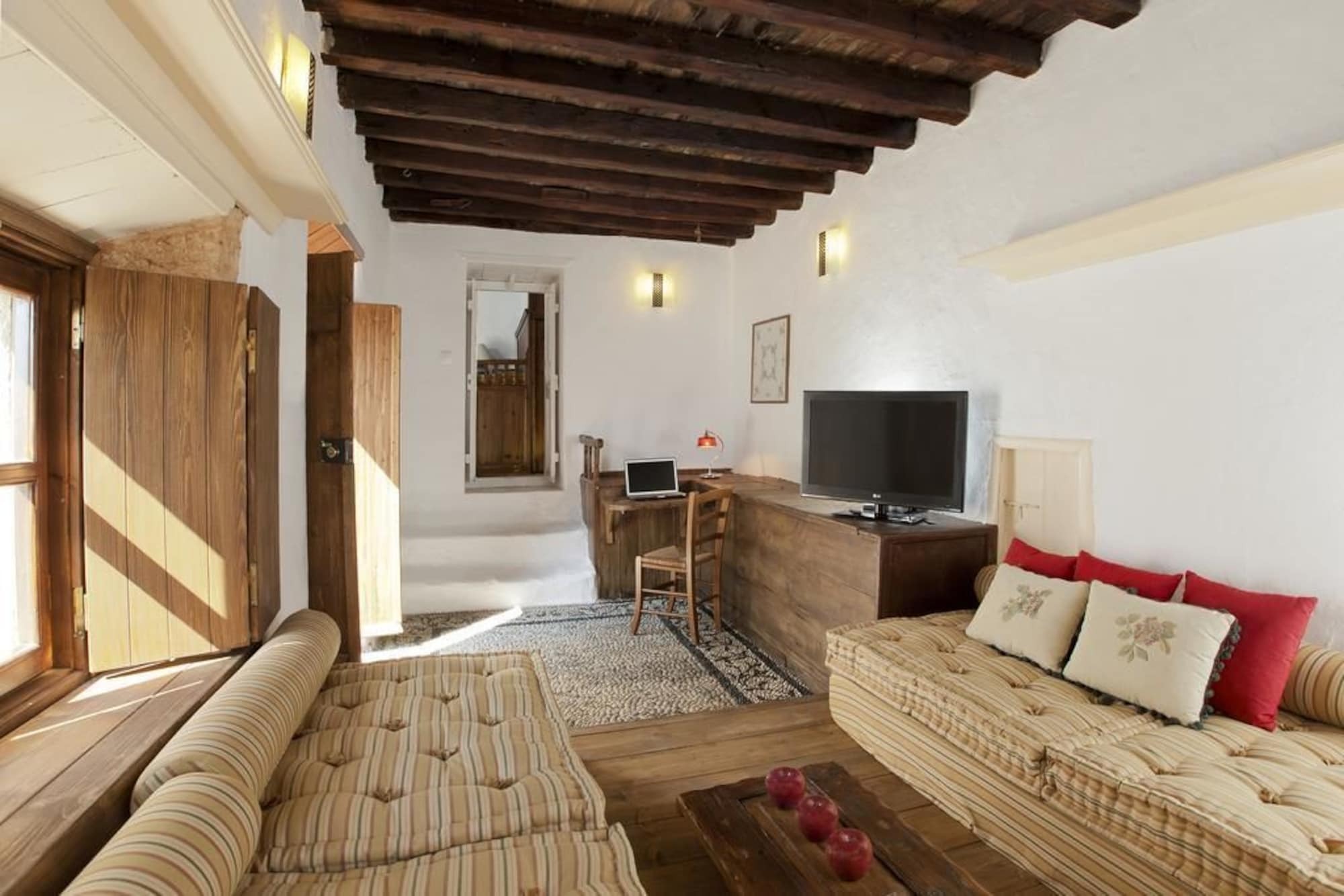 Casalindos Cottage Eksteriør billede
